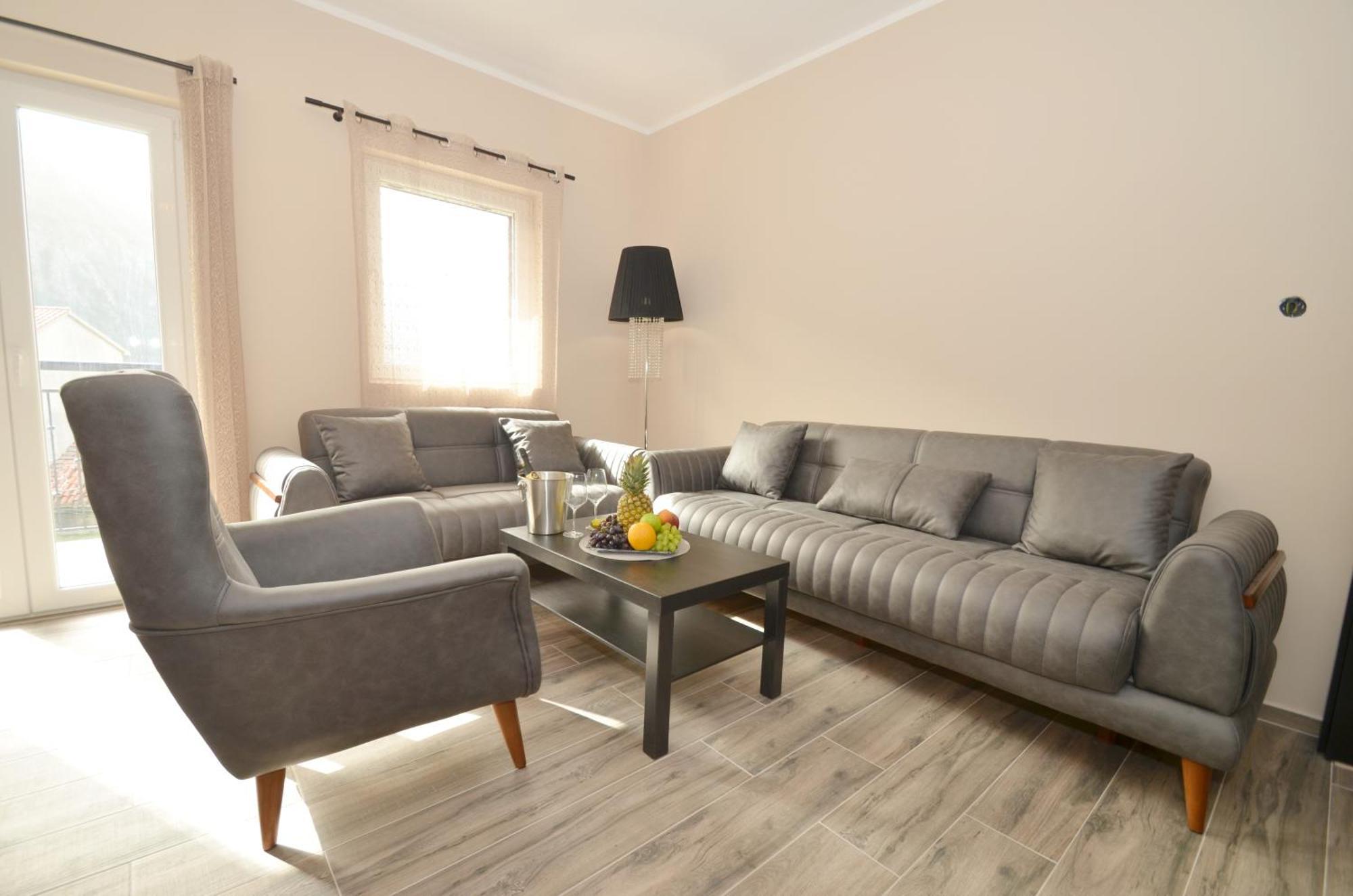 Apartments Orizzonte With Beautiful View Of The Bay Kotor Exterior foto